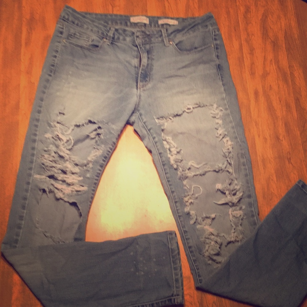 Shredded Jessica Simpson jeans